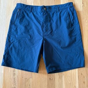 Men’s Duck Camp- Shorts. Size XL